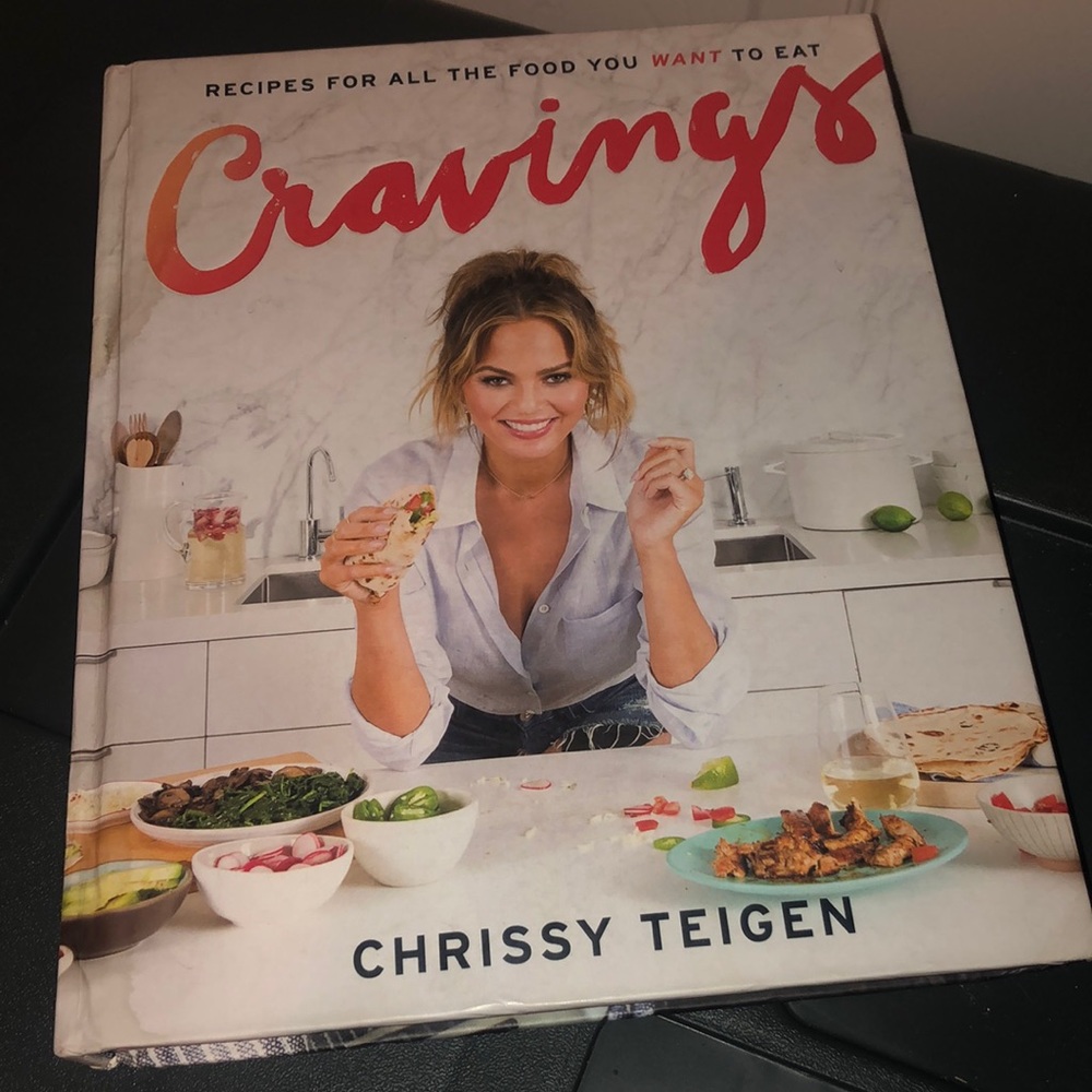 Chrissy Teigen “Cravings”’ cookbook NEW